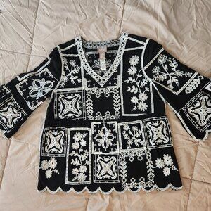 Chico’s Floral Story embroidered patchwork v-neck ruffle top blouse shirt tunic